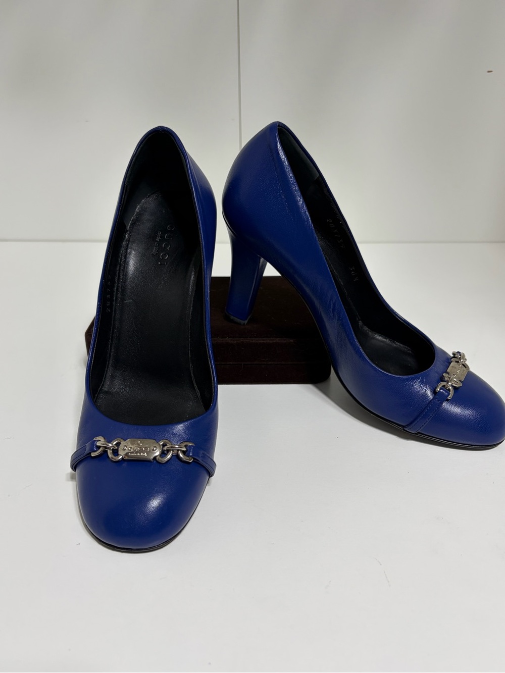 Gucci Nappa Moorea Leather Pumps